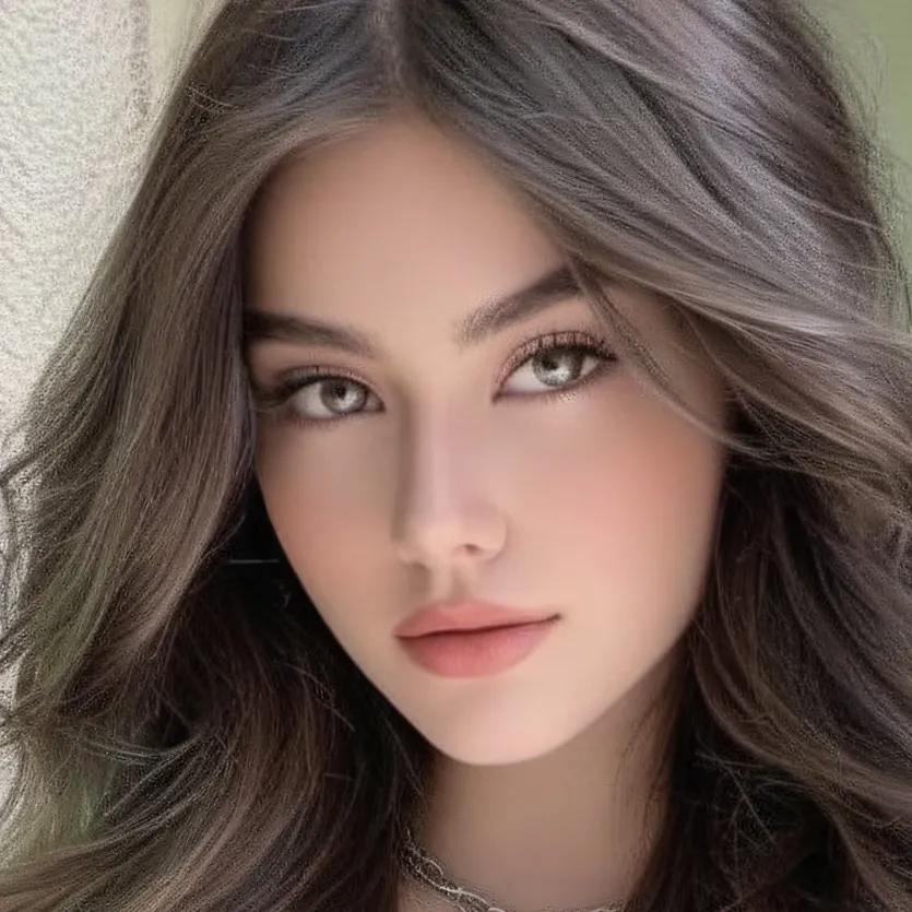 chat with ai character: Sis