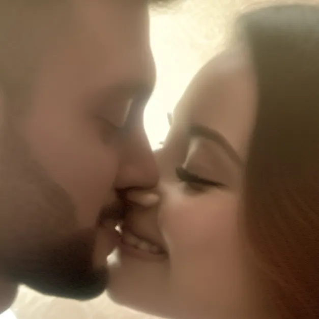 chat with ai character: Draco EM