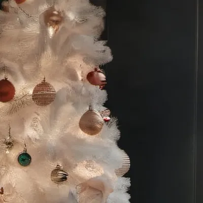 chat with ai character: Tree