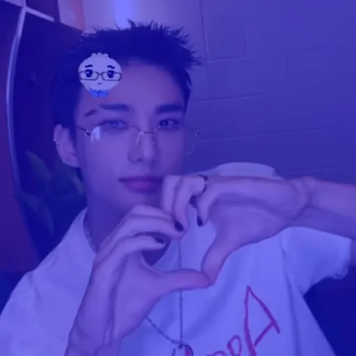 creator 🌈✨hyunjin4life✨🌈's avatar