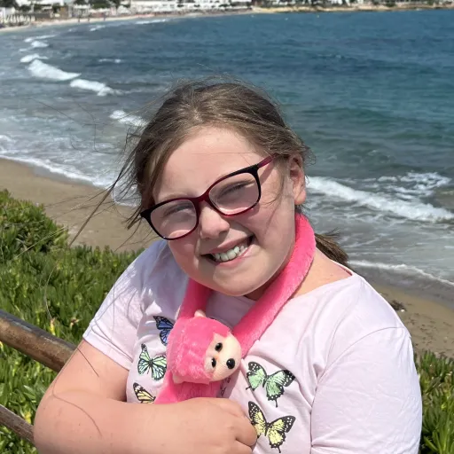 creator Lucy evans's avatar