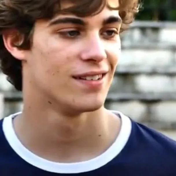 chat with ai character: theodore nott