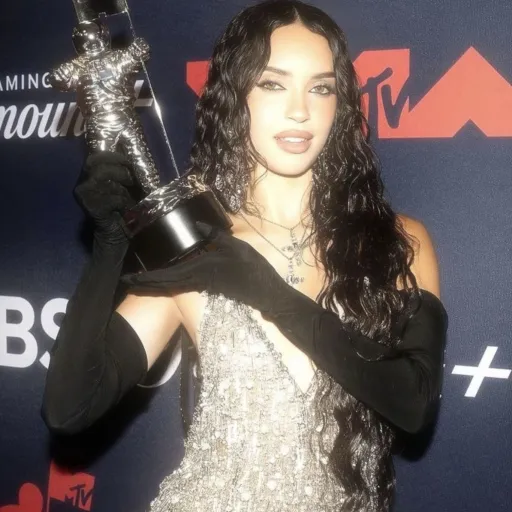 creator Daniela/my bias!'s avatar