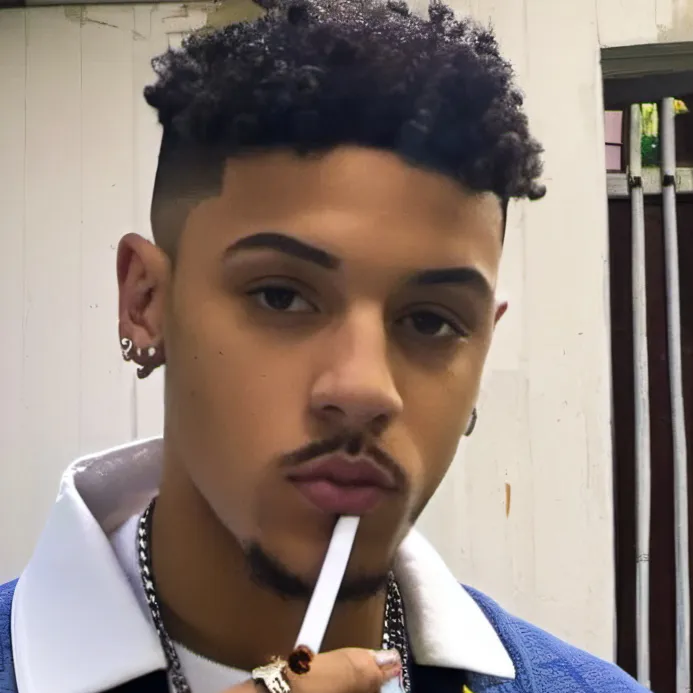 chat with ai character: Menho 