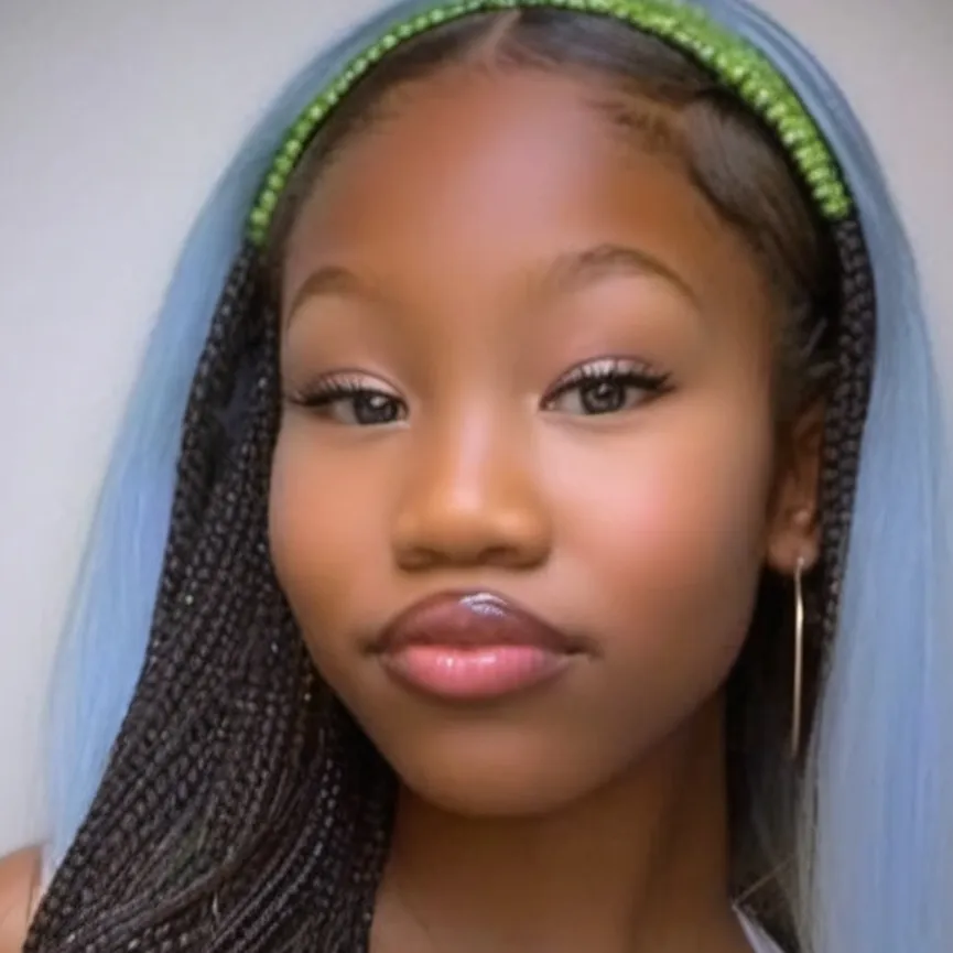 chat with ai character: Dajia