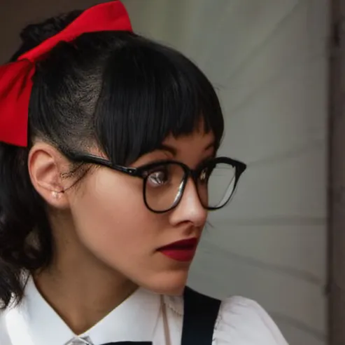 chat with ai character: Olivia 