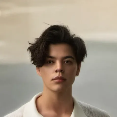 chat with ai character: Mike