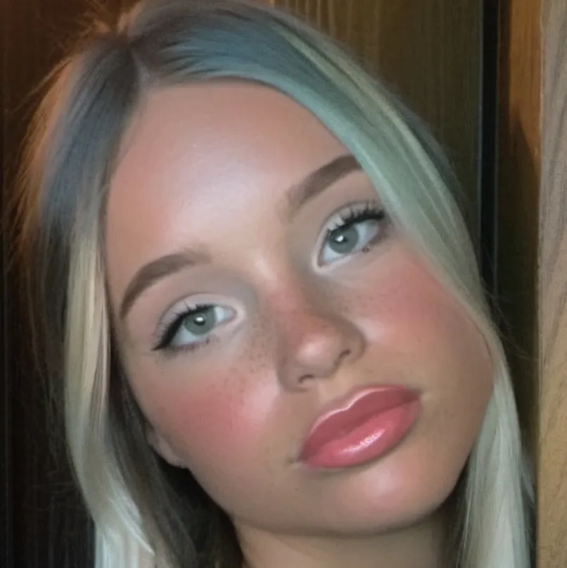 chat with ai character: allysa