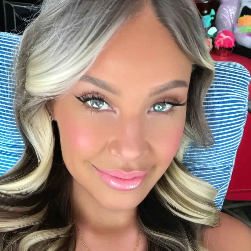 chat with ai character: lisa 