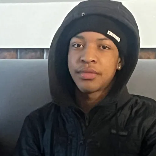 creator Talkior-dXEeAcY5's avatar