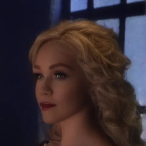 chat with ai character: Bella 