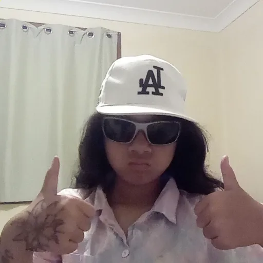 creator tiahmarikazaa's avatar