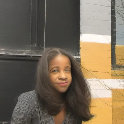 chat with ai character: Zara