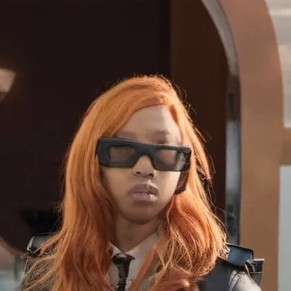 chat with ai character: Stepsister 