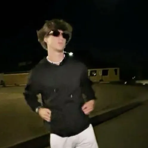 creator its._.emil's avatar