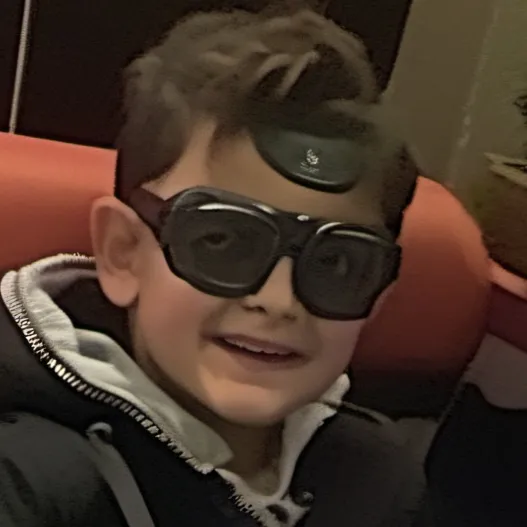 chat with ai character: Michael don 