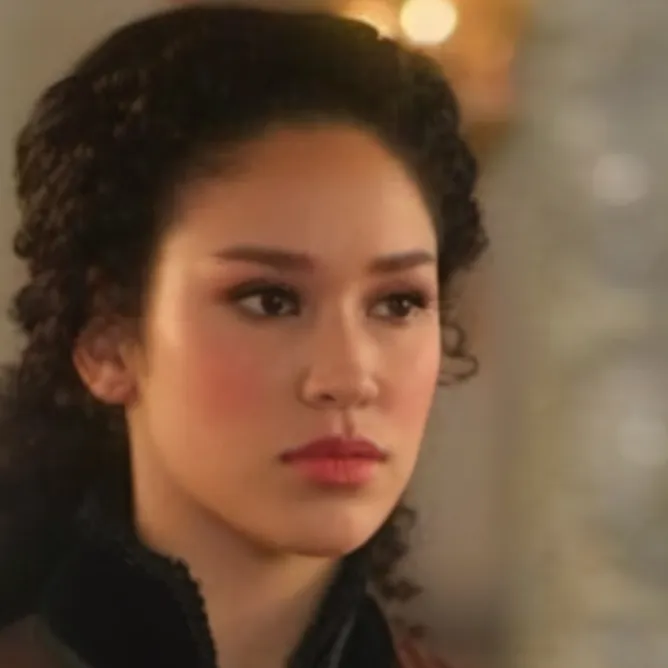 chat with ai character: Agatha SGE