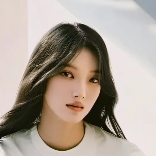 chat with ai character: Leeseo (IVE)