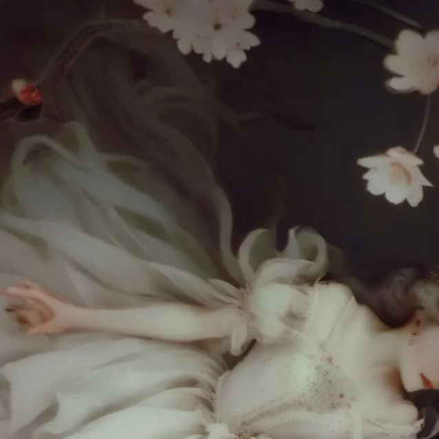 chat with ai character: woman-