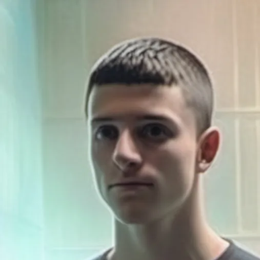 chat with ai character: Ashton