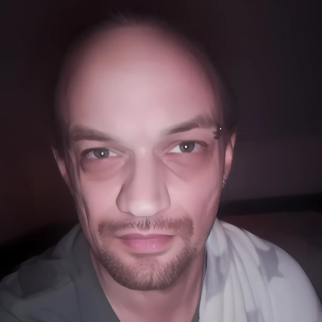 chat with ai character: Thorsu