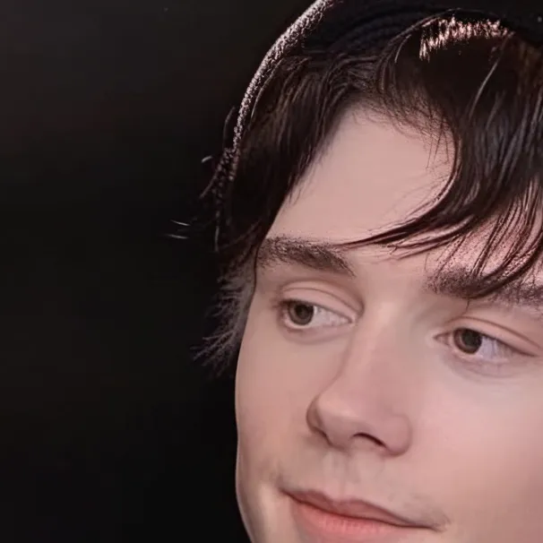 chat with ai character: Billzo 