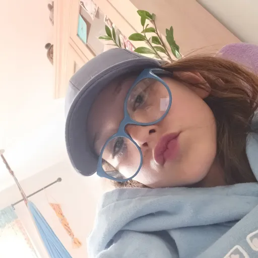 creator Billie Frost's avatar