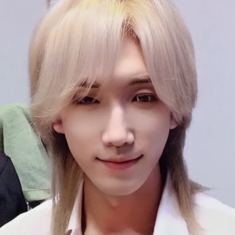 chat with ai character: Teen Super Junior