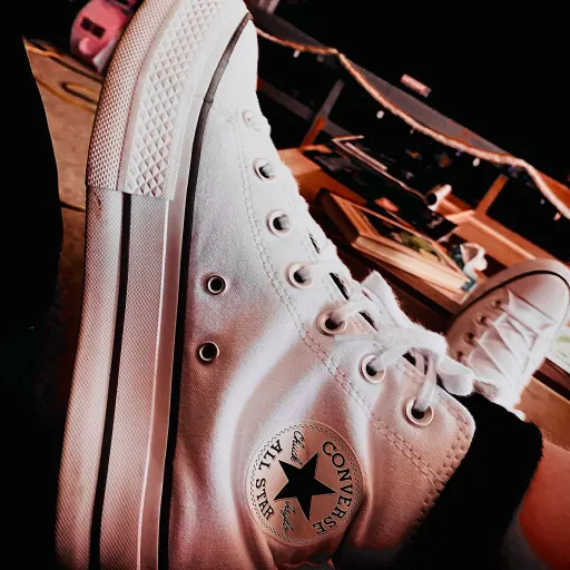 creator Ur girl, Red's avatar