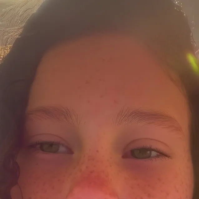 chat with ai character: TJ