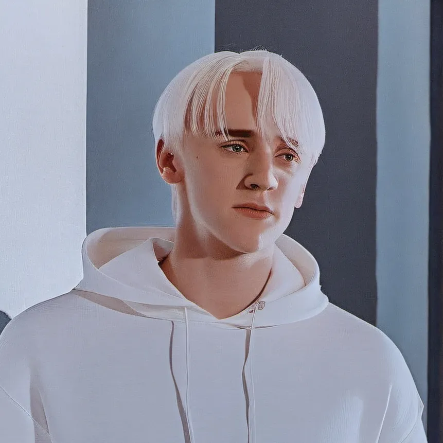 chat with ai character: ~Draco Malfoy~