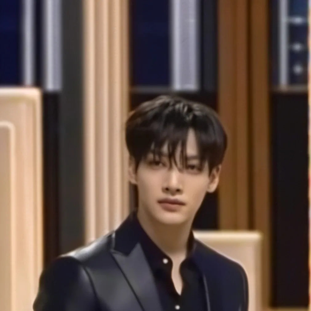 chat with ai character: Bangchan