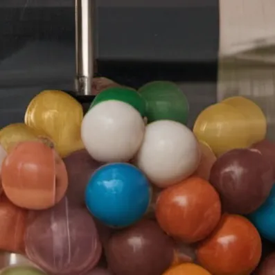 chat with ai character: Benson