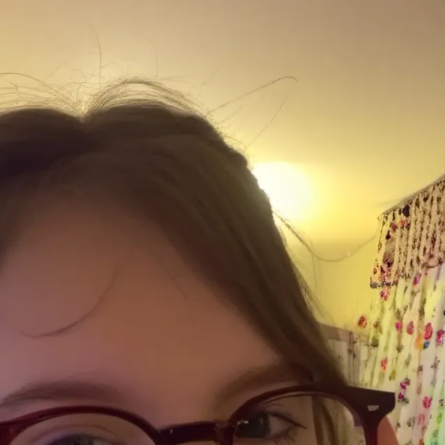 chat with ai character: Mila