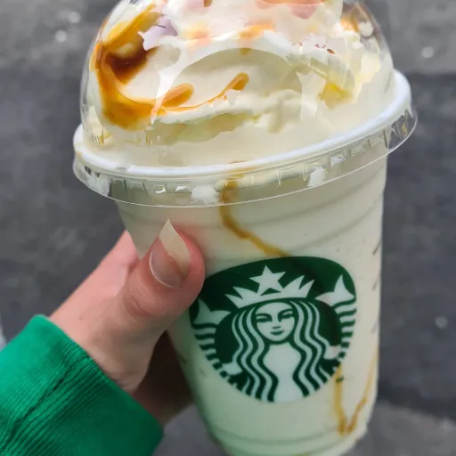 creator Claudia..........'s avatar