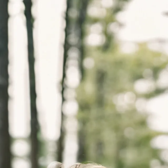 chat with ai character: Ethan 