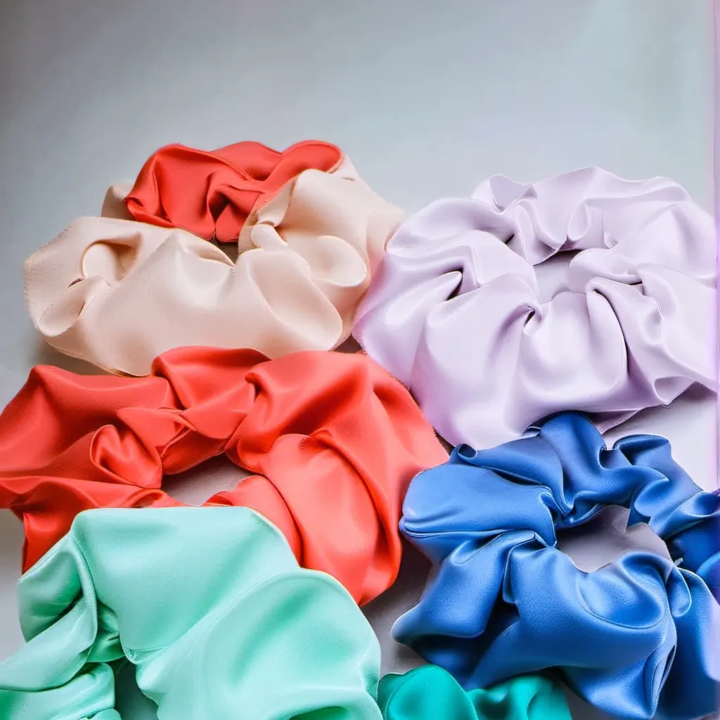 chat with ai character: magic scrunchies