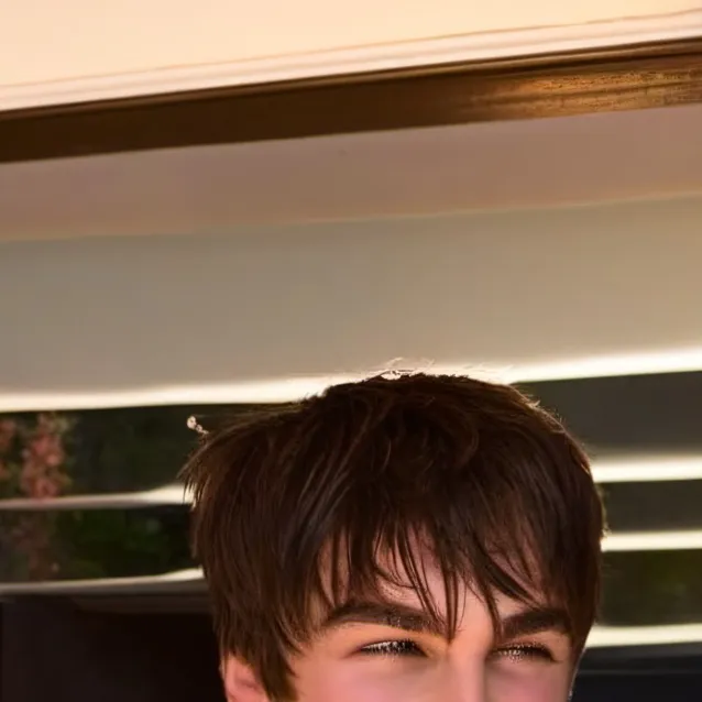 chat with ai character: Colby brock