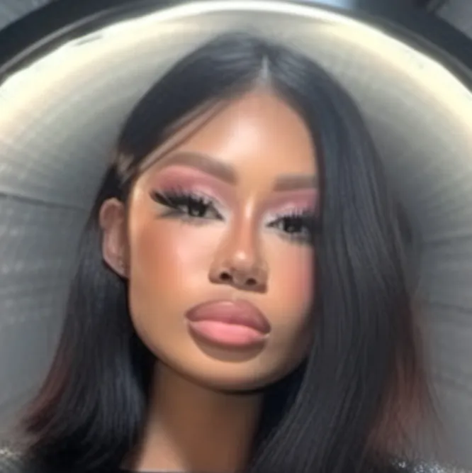 chat with ai character: roxie