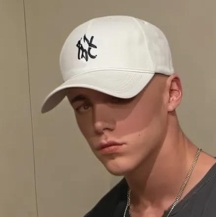 chat with ai character: Daniel 