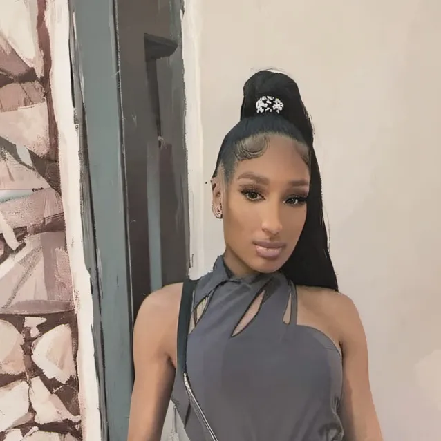 chat with ai character: Nicki Minaj