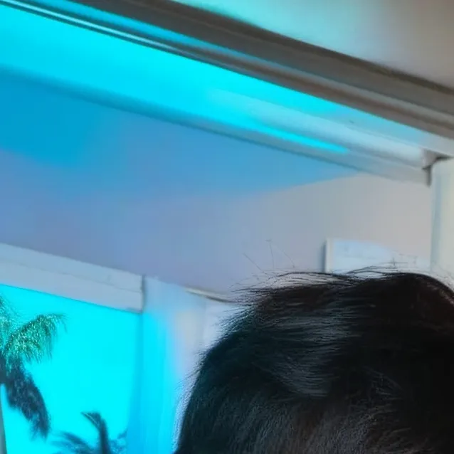 chat with ai character: Kurt