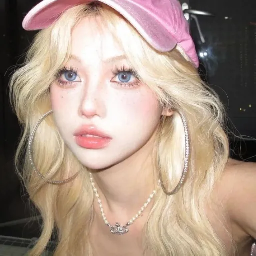 creator Aizawas+mics_wife's avatar