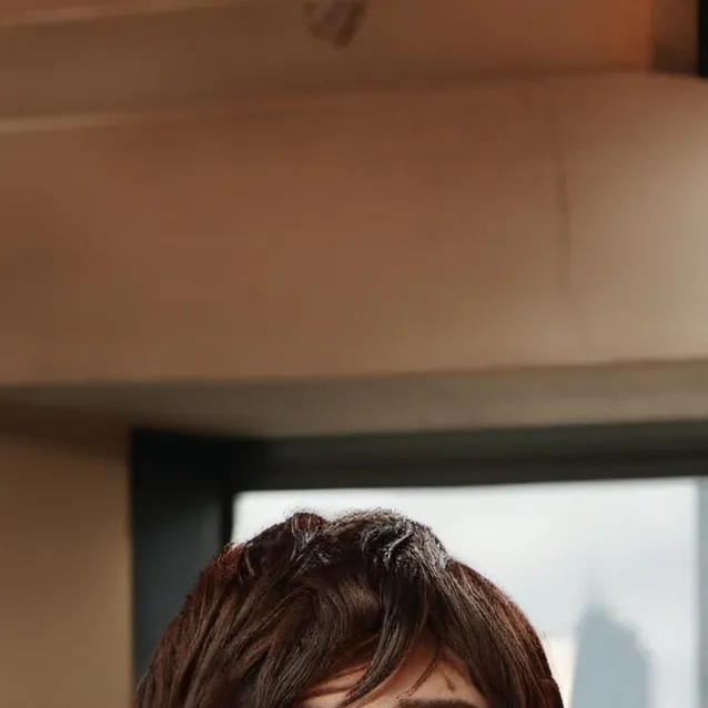 chat with ai character: Johnny goodman 