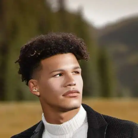 chat with ai character: Ethan