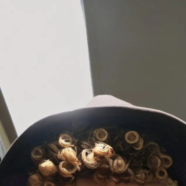 chat with ai character: leo💘💝