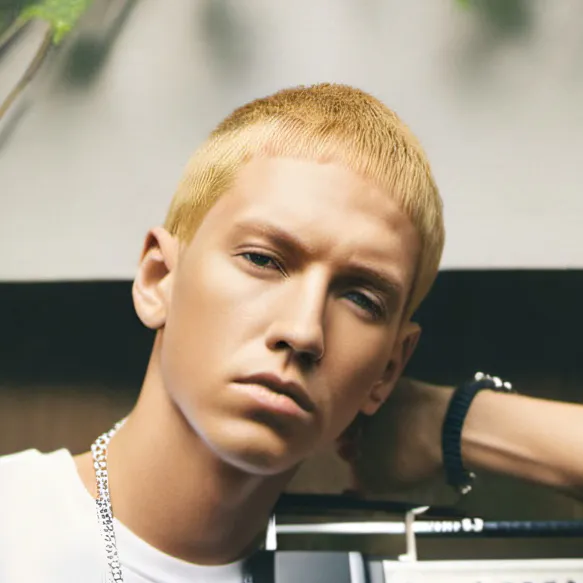 chat with ai character: eminem (4😂)