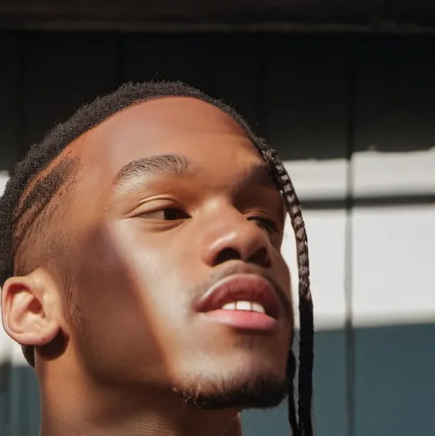 chat with ai character: Milo 