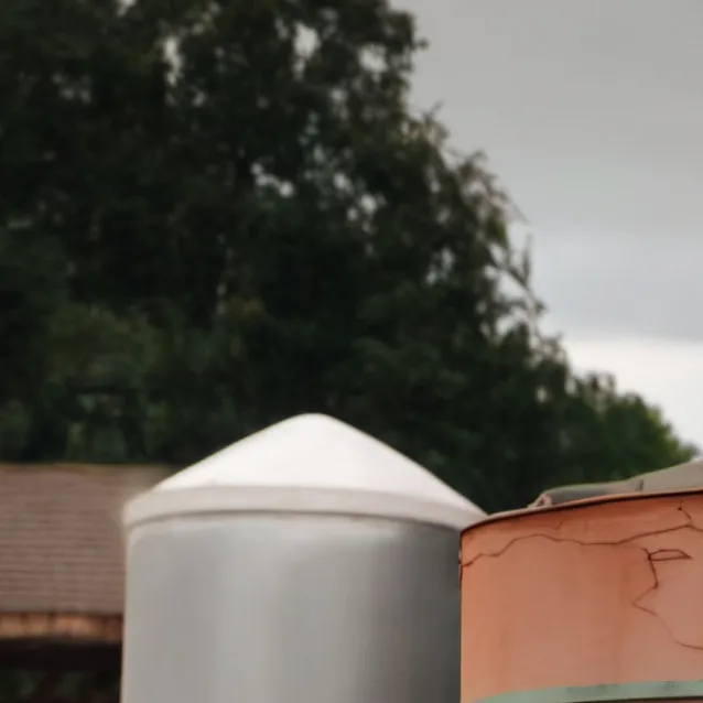 chat with ai character: AUDI RS7 V10