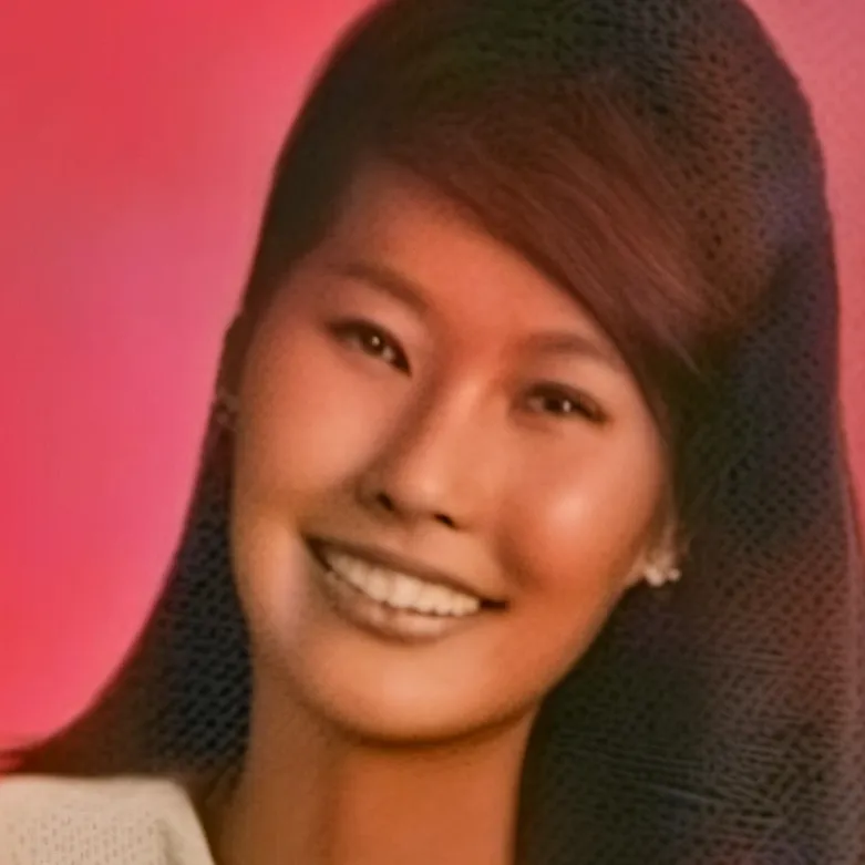 chat with ai character: Amara